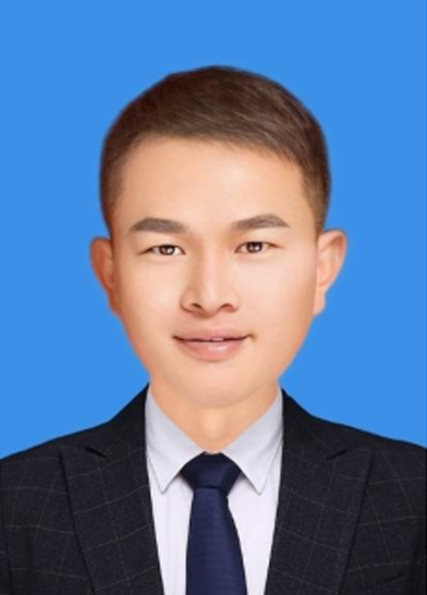 李朋.jpg